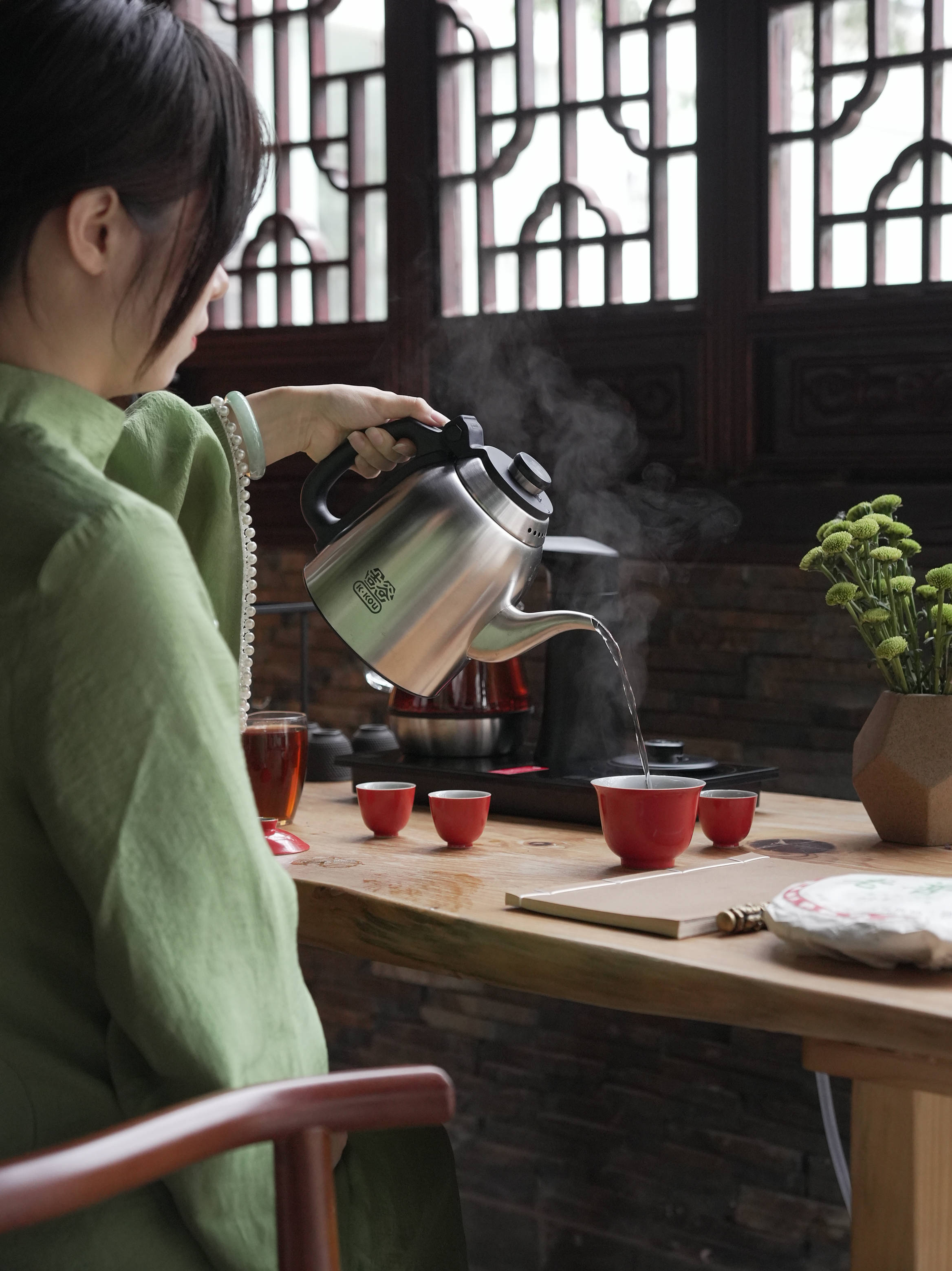 喝茶口味!待客聚会体面又简单方便麻将胡了游戏烧水煮茶照顾不同人的(图7) 喝茶口味!待客聚会体面又简单方便麻将胡了游戏烧水煮茶照顾不同人的(图7)